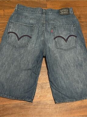 Levi’s 579 Y2K Baggy Denim Jorts Size 36